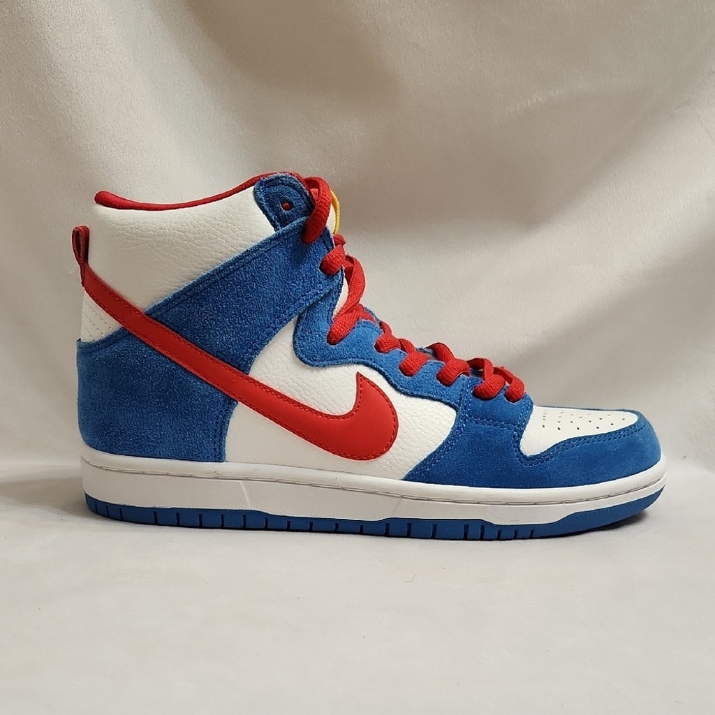 Nike SB Dunk High Pro Doraemon Hightop Sneakers (M Size 7.5)