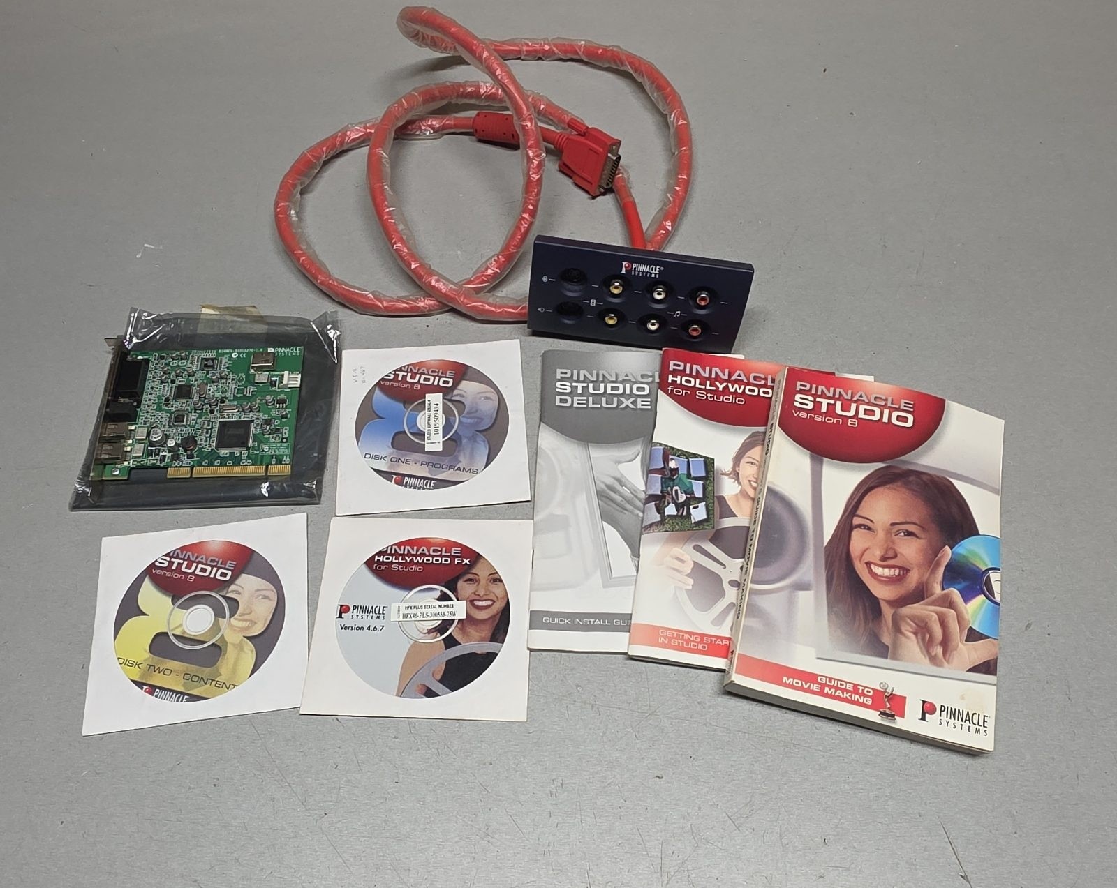 Pinnacle Systems Hollywood DV PCI Video Capture Card w/ Breakout Box 51014278-1.