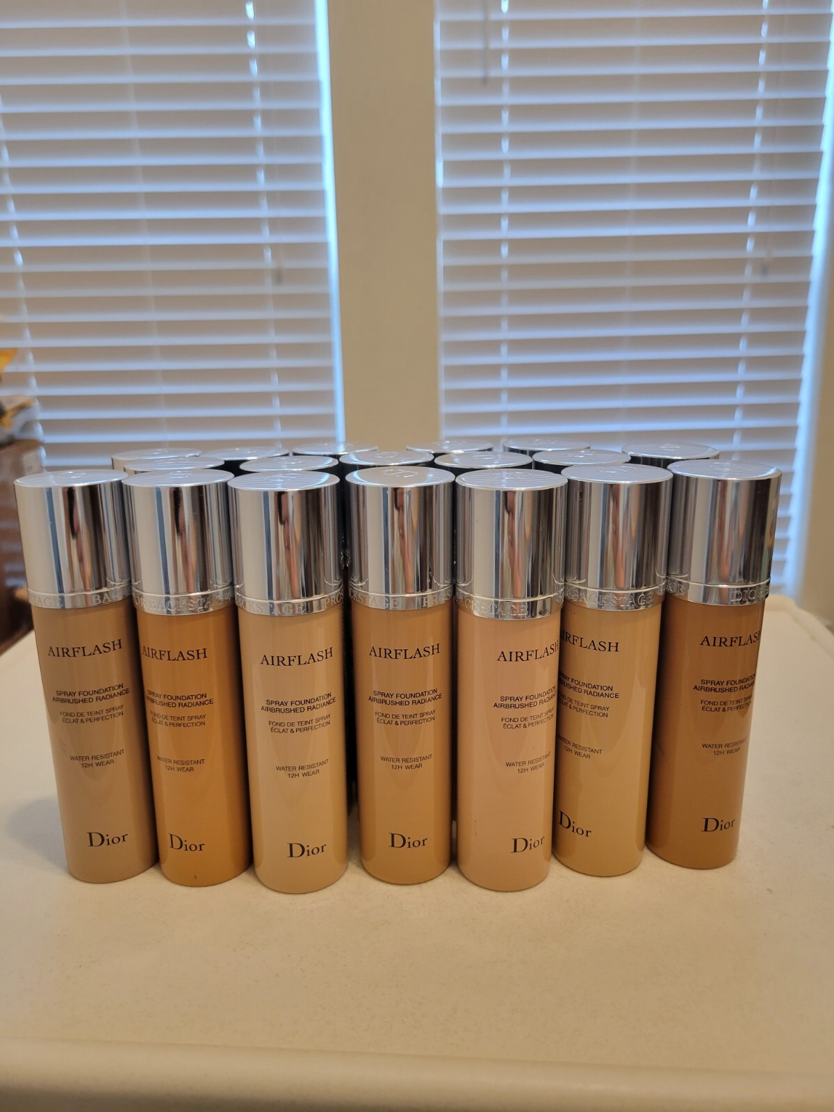 NWOB DIOR AIRFLASH SPRAY FOUNDATION AIRBRUSHED RADIANCE PICK 1