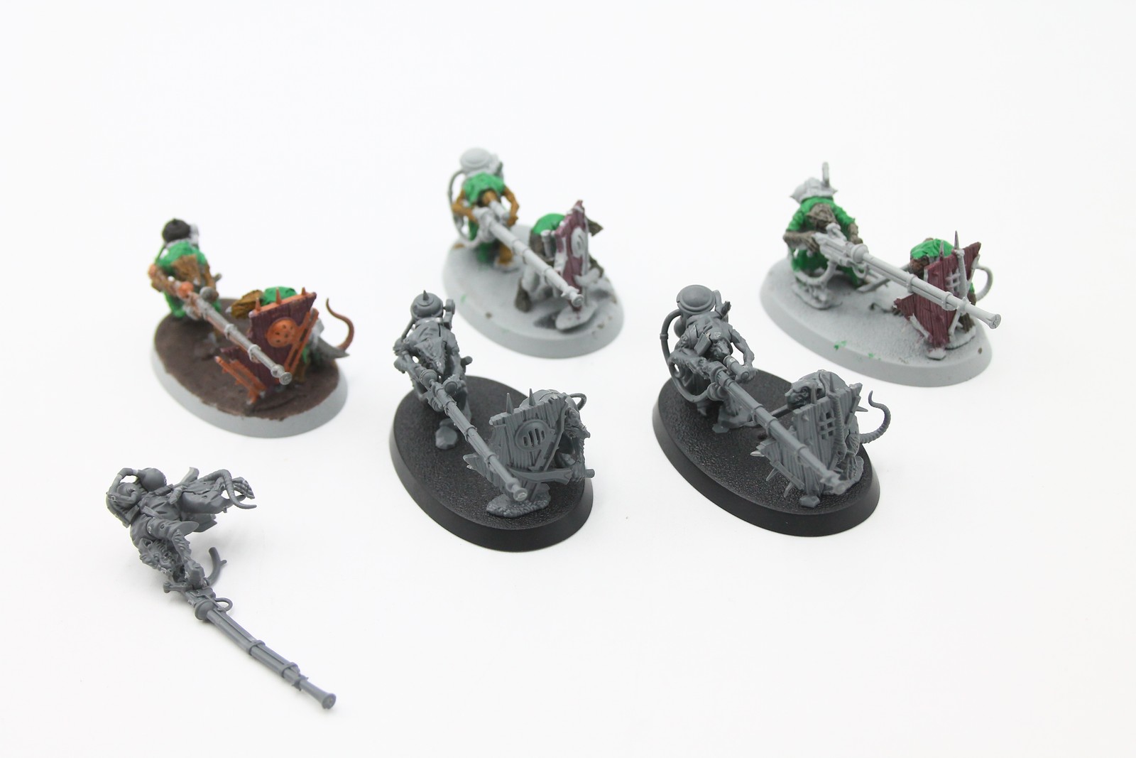 Used Warhammer AoS Skaven: Warplock Jezzails (5, 1 Partial)
