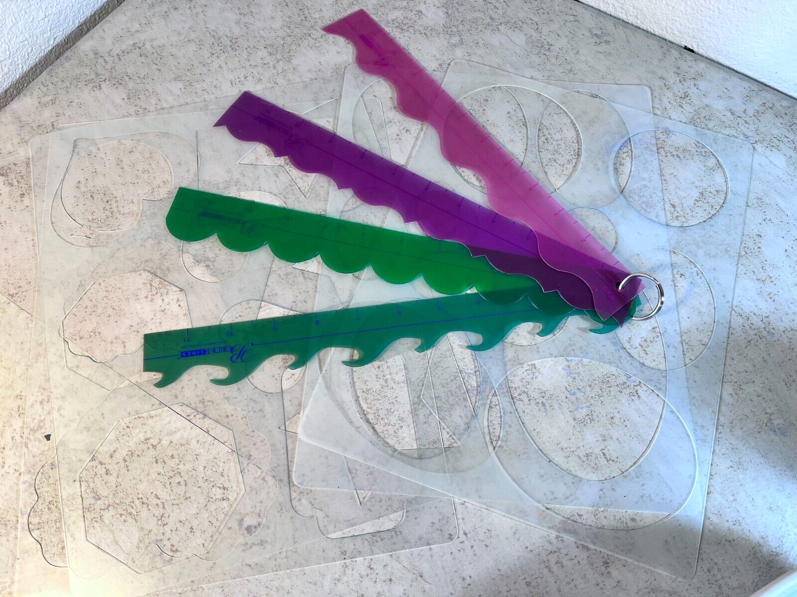 Lot of 8 Creative Memories Borderlines Drawing Ruler Templates Circles Star Oval