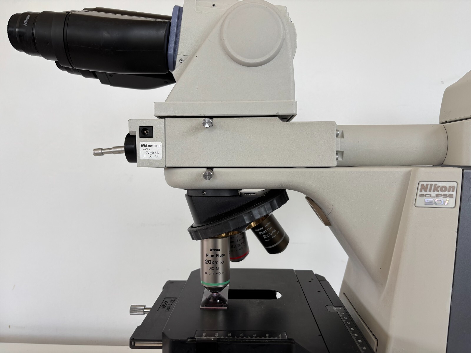 Nikon Eclipse 50i Microscope with 2X, 4X Fl, 20X Fl. Swing Condenser Dual Heads