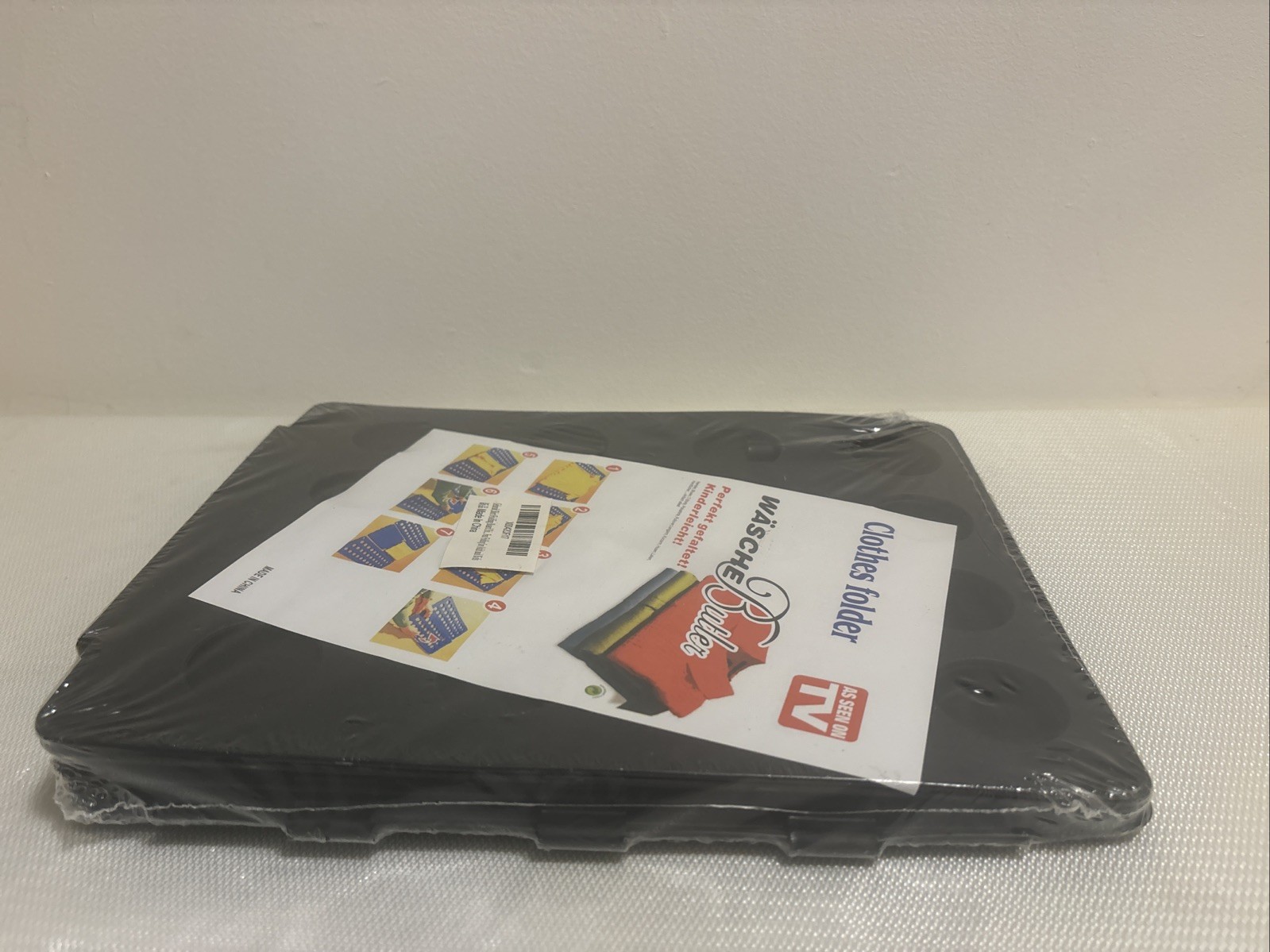 NEW/SEALED Seharuk Shirt Folding Board Fast Folding for Adult and Kids Black