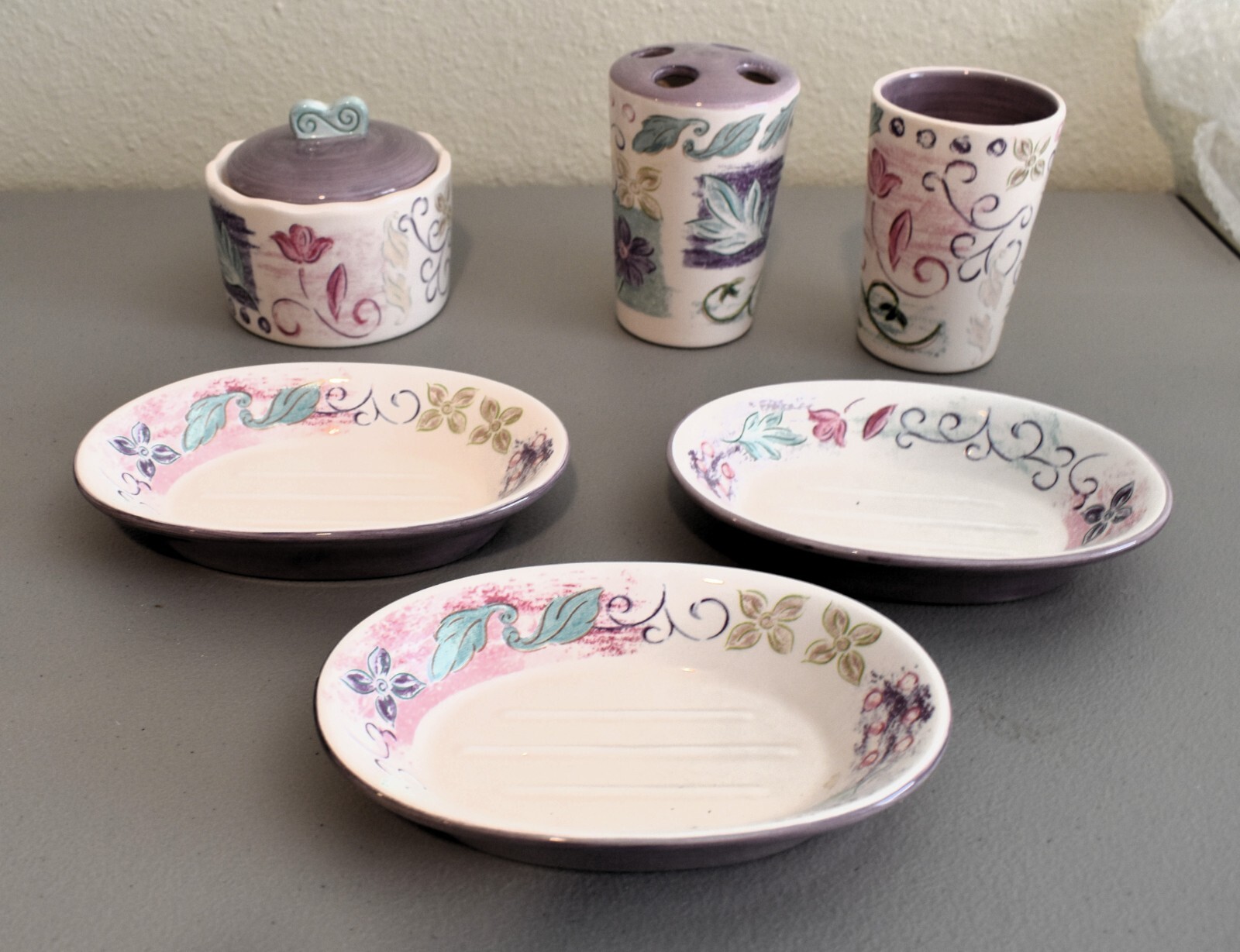 Set of (7) Favorite Things Painted Scroll Bathroom Set