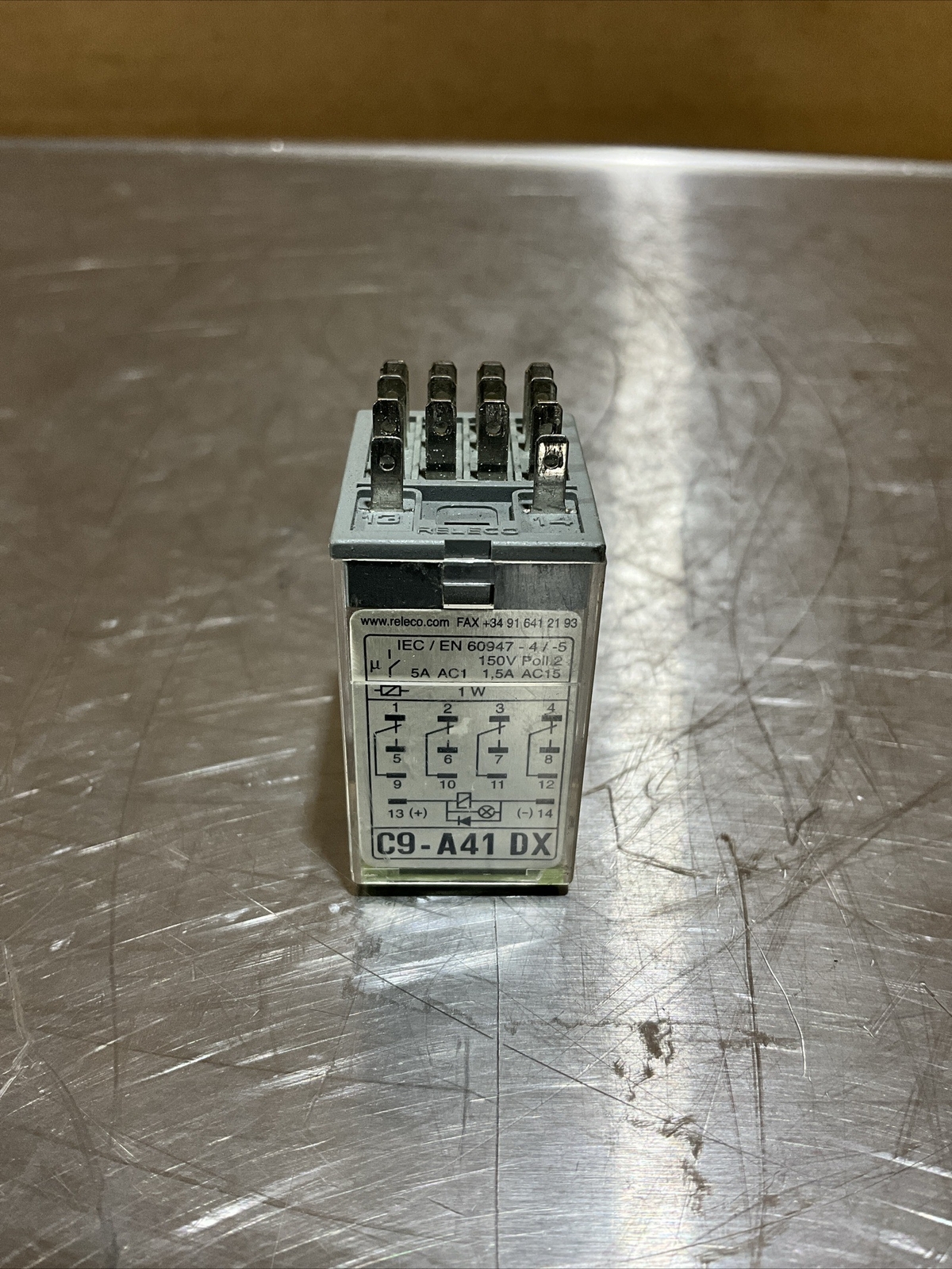 Ice Cube Plus C9-A41 DX Relay, DC24V, 3A, 250V, NOS Surplus