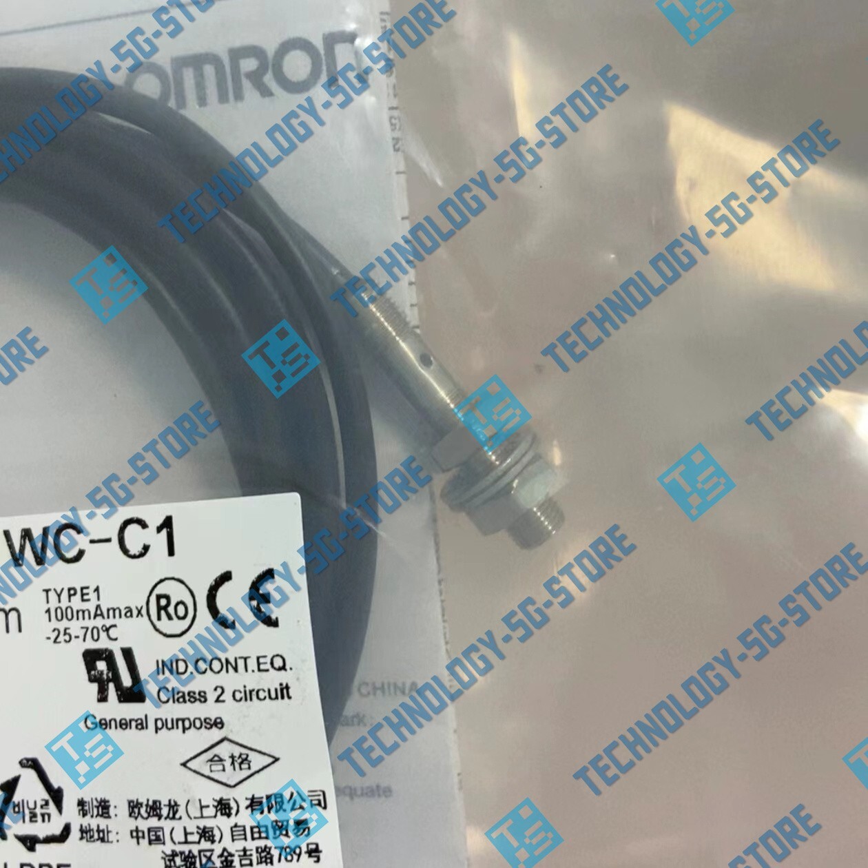 New Omron E2E-S05S12-WC-C1 Proximity Switch