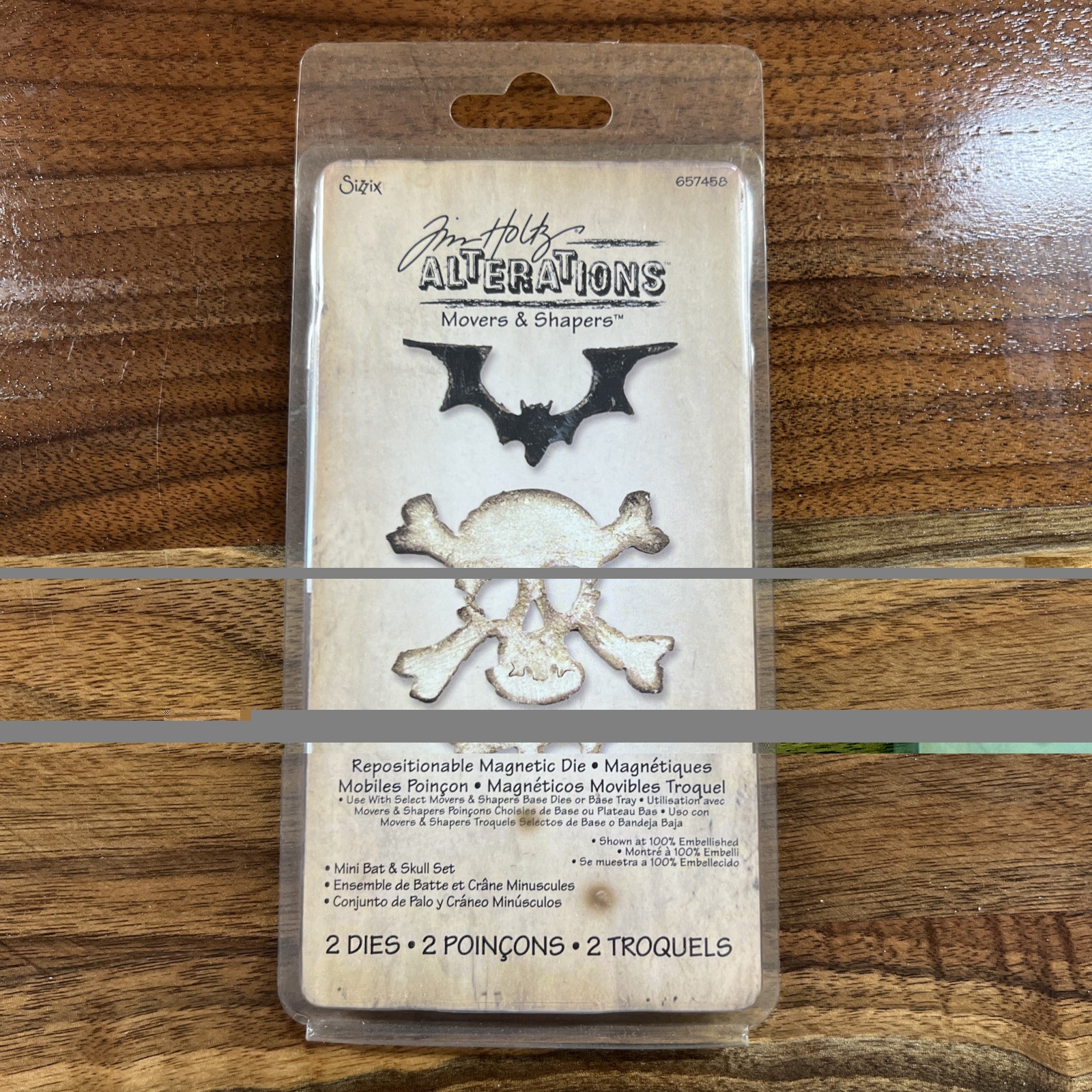 Tim Holtz SIZZIX Halloween Mini Bat Skull Set Movers & Shapers 657458 Die Paper