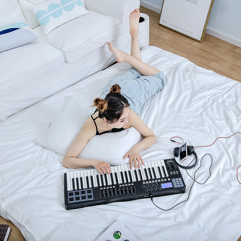 Portable 49- USB MIDI Keyboard Controller 8 Colorful Backlit Trigge A3U5