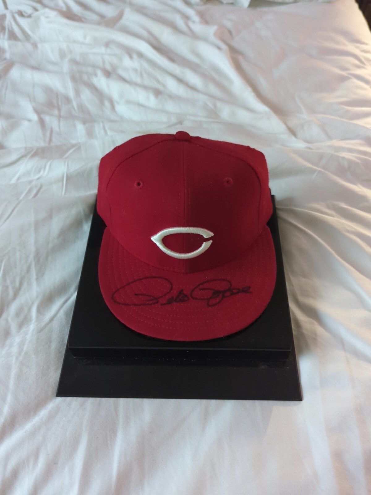 PETE ROSE AUTOGRAPH BASEBALL HAT