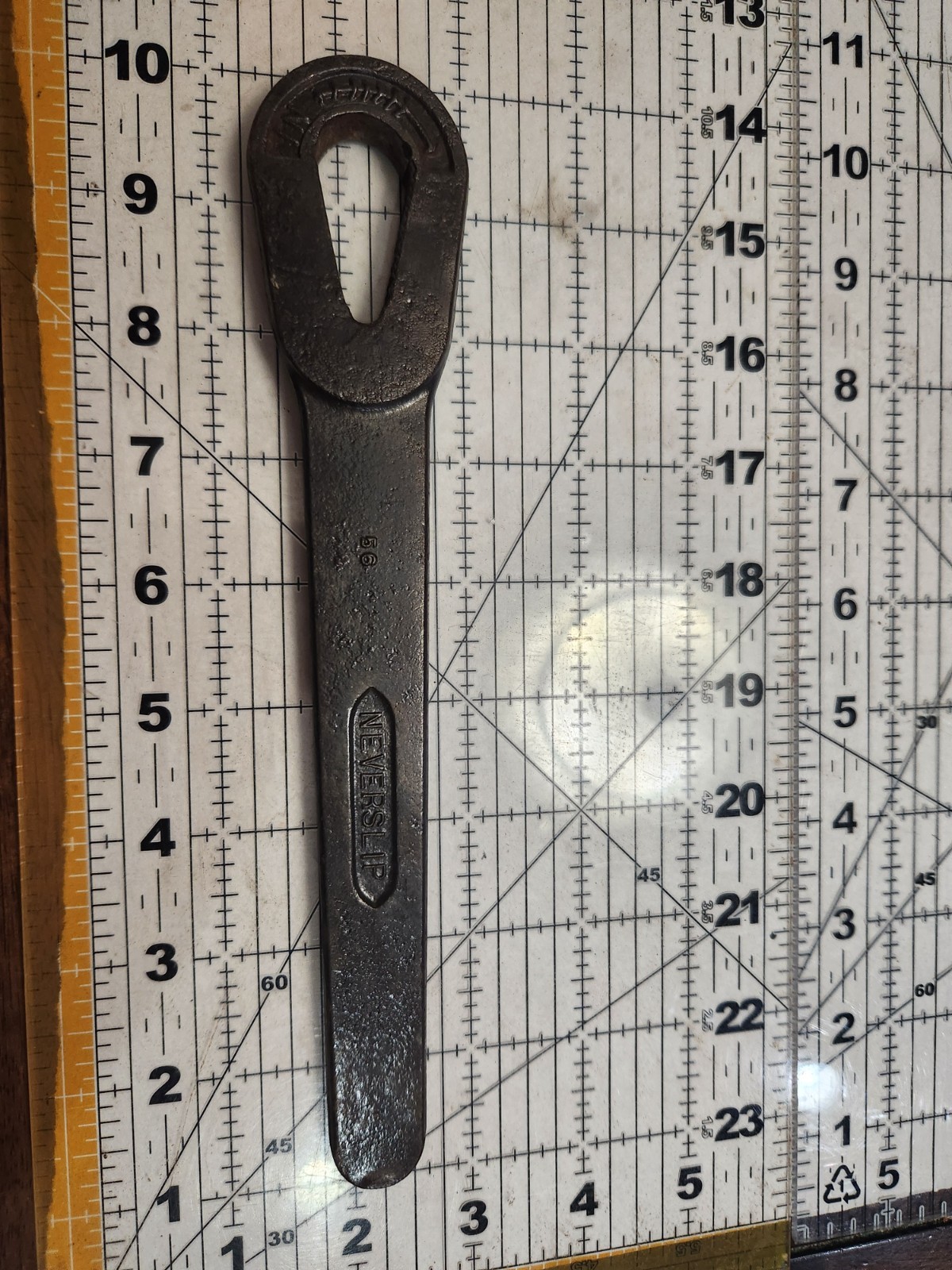 Vintage Neverslip 9” Horseshoe Calk Wrench Farrier NICE