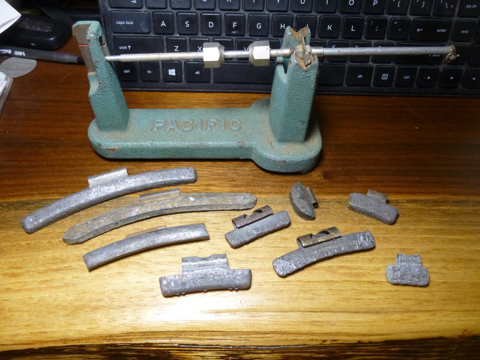 Vintage Pacific Reloading Shot Powder & Bullet Scale