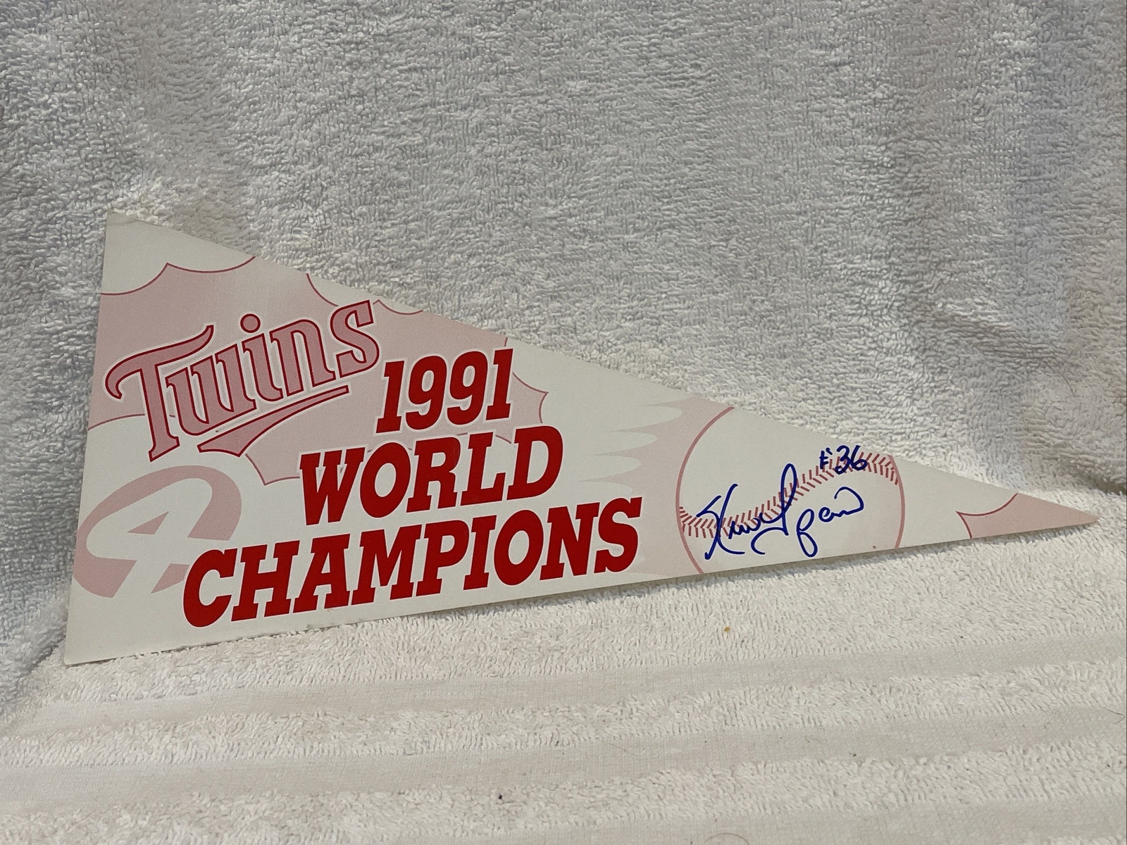 SWEET Kevin Tapani AUTOGRAPHED 1991 World Series Pennant, Minnesota Twins, NICE!