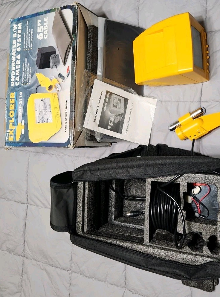 New Old Stock Explorer Underwater Camera Model SWJ-2110 Not Used Fishing Boat