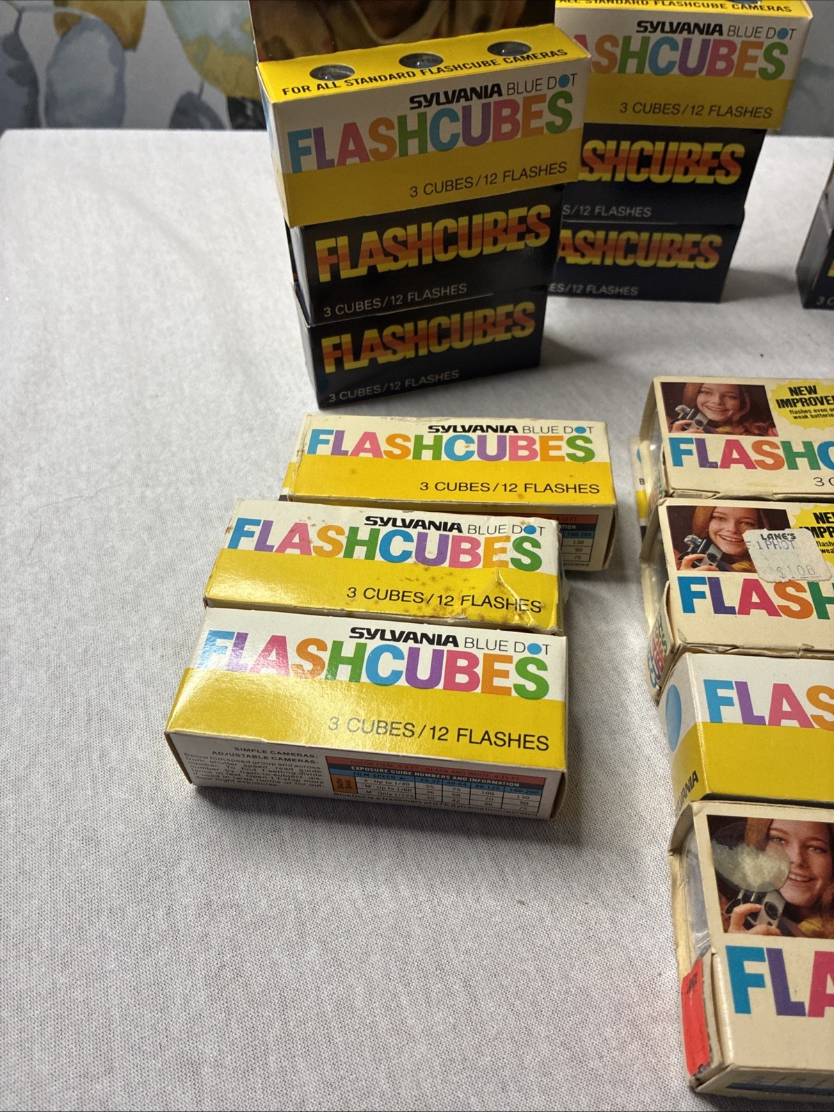 Vtg Sylvania Flashcubes Blue Dot 22 Boxes (3) cubes (12) flashes 264 Flashes