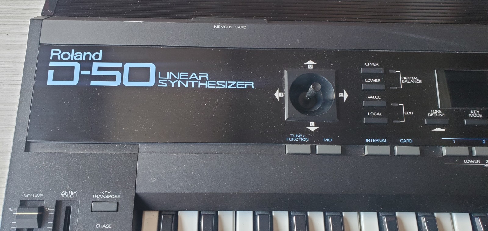 Roland D-50 Linear Synthesizer – 61-Key Digital Classic Keyboard / Synth READ