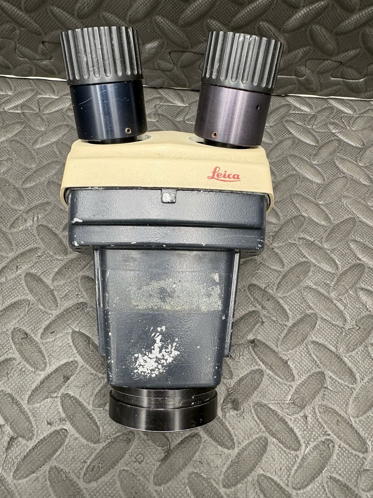 Leica StereoZoom 4 Microscope Head 0.7-3X Zoom *UNTESTED*