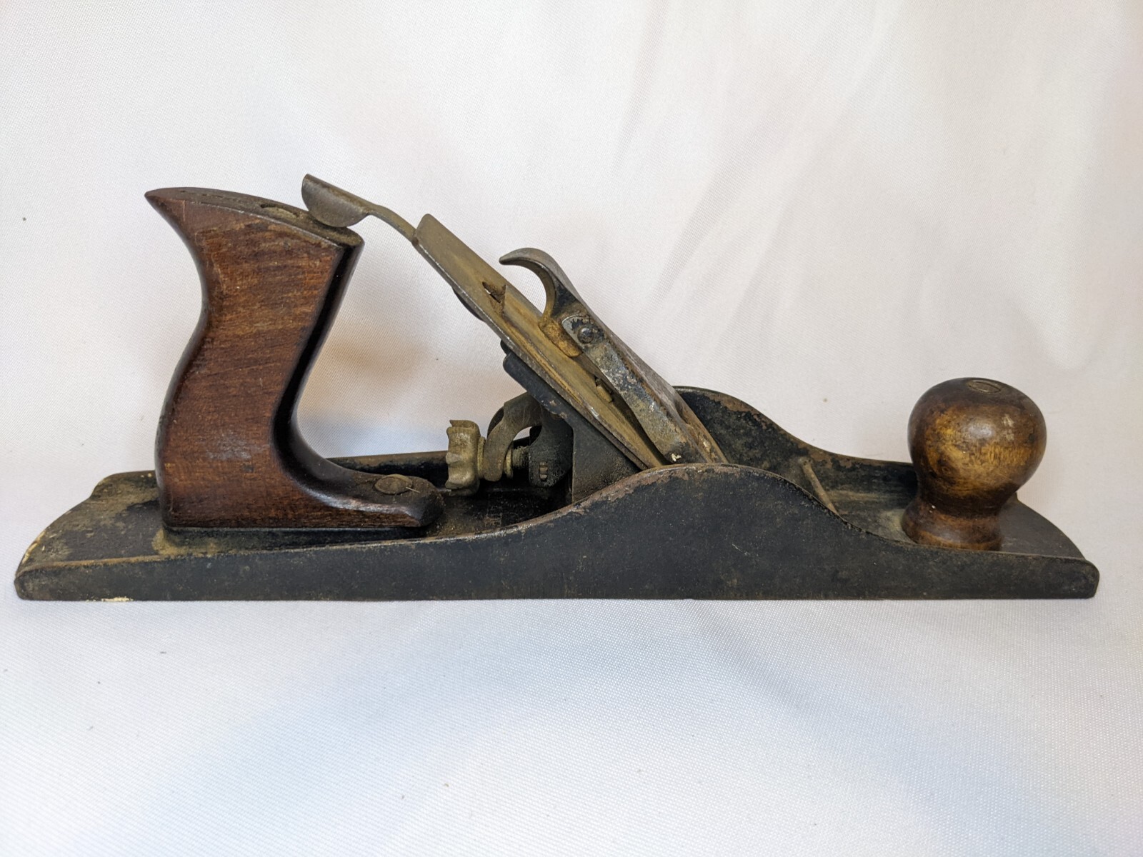 Vintage 13.5 inch Wooden Handle Wood Plane, Carpentry Smooth Bottom Made in USA