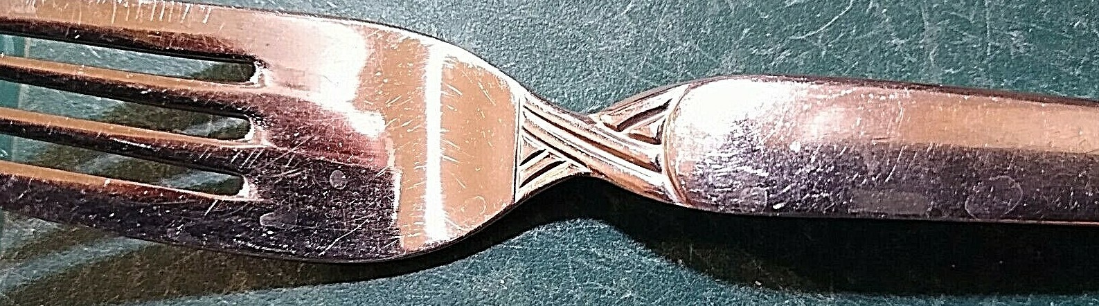 Oneida Simplicity Stainless Dinner Fork 8" long