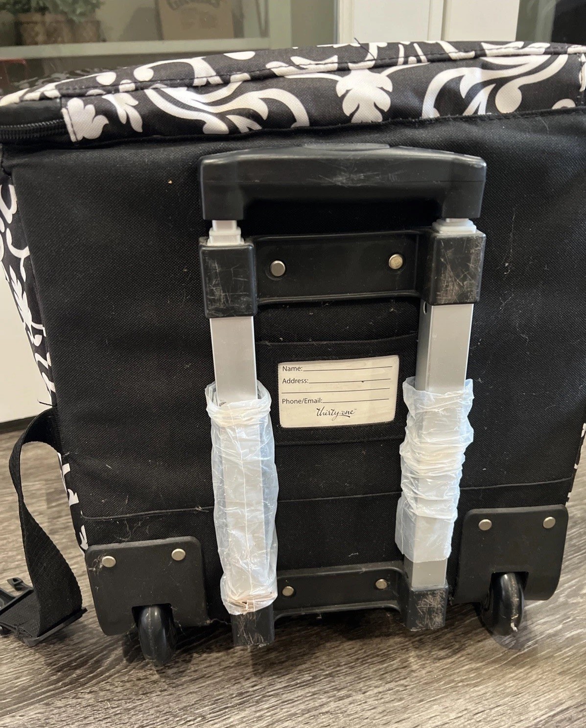 Thirty-One Rolling Cooler Wheeled Collapsible Handle