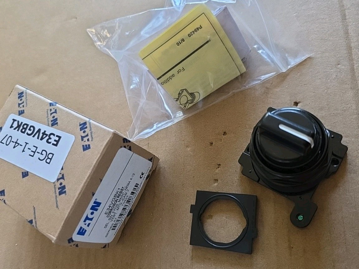 E34VGBK1 Cutler-Hammer Heavy-Duty Switch Corrosion-Resistant 3-Position