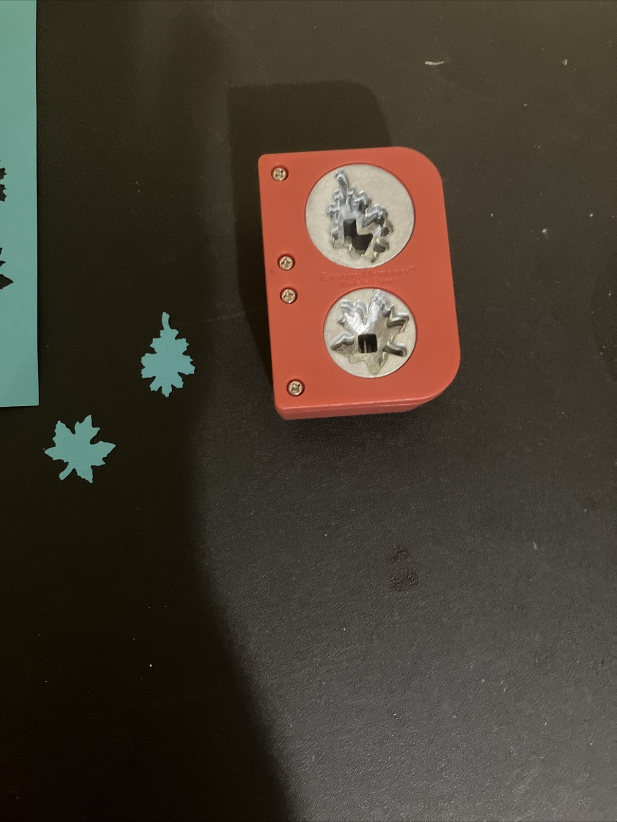 Creative Memories Leaf Maker Paper Punch 2 in 1 Set Maple & Oak Leaf Punch