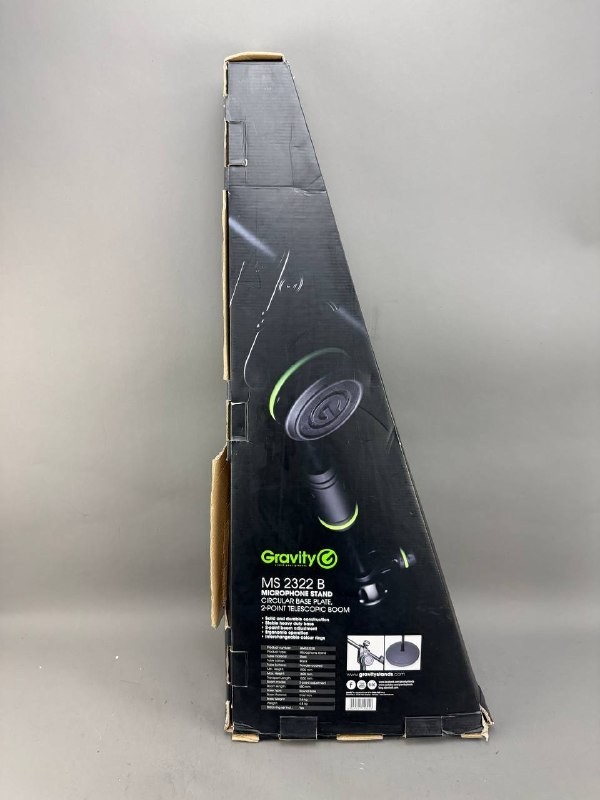 Gravity MS 2322 B Microphone Stand with Round Base and Telescoping Boom