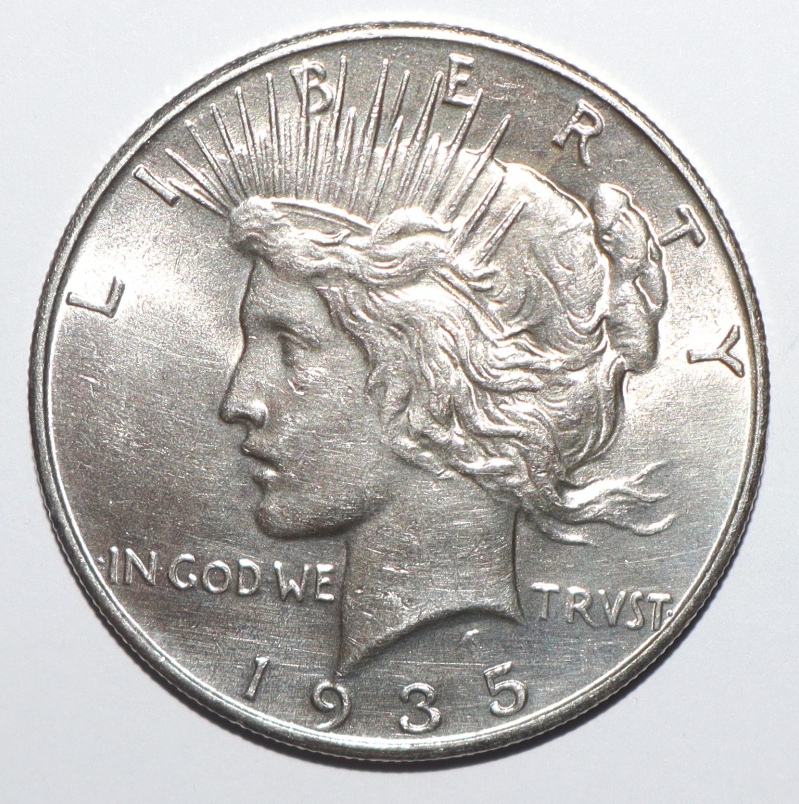 1935 Peace Dollar UNC UNCIRCULATED (E168)