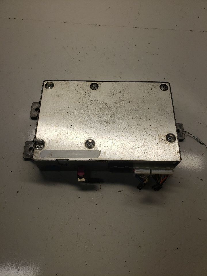 2012 Chevrolet Equinox Control Module Communication Onstar UE1 OEM 1373003
