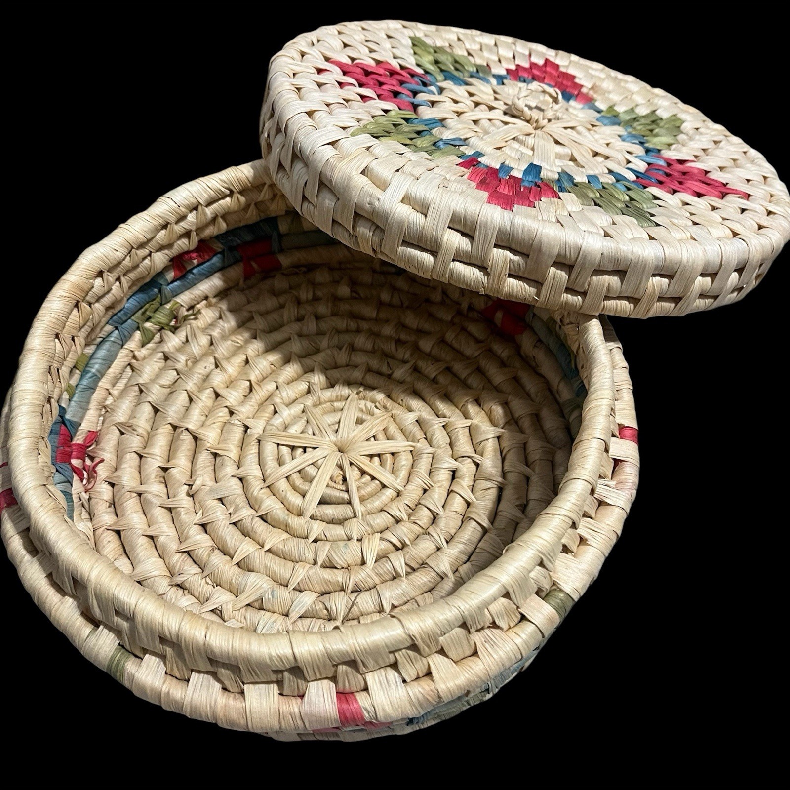 Coiled Woven Lidded Round Basket Pre-Owned.