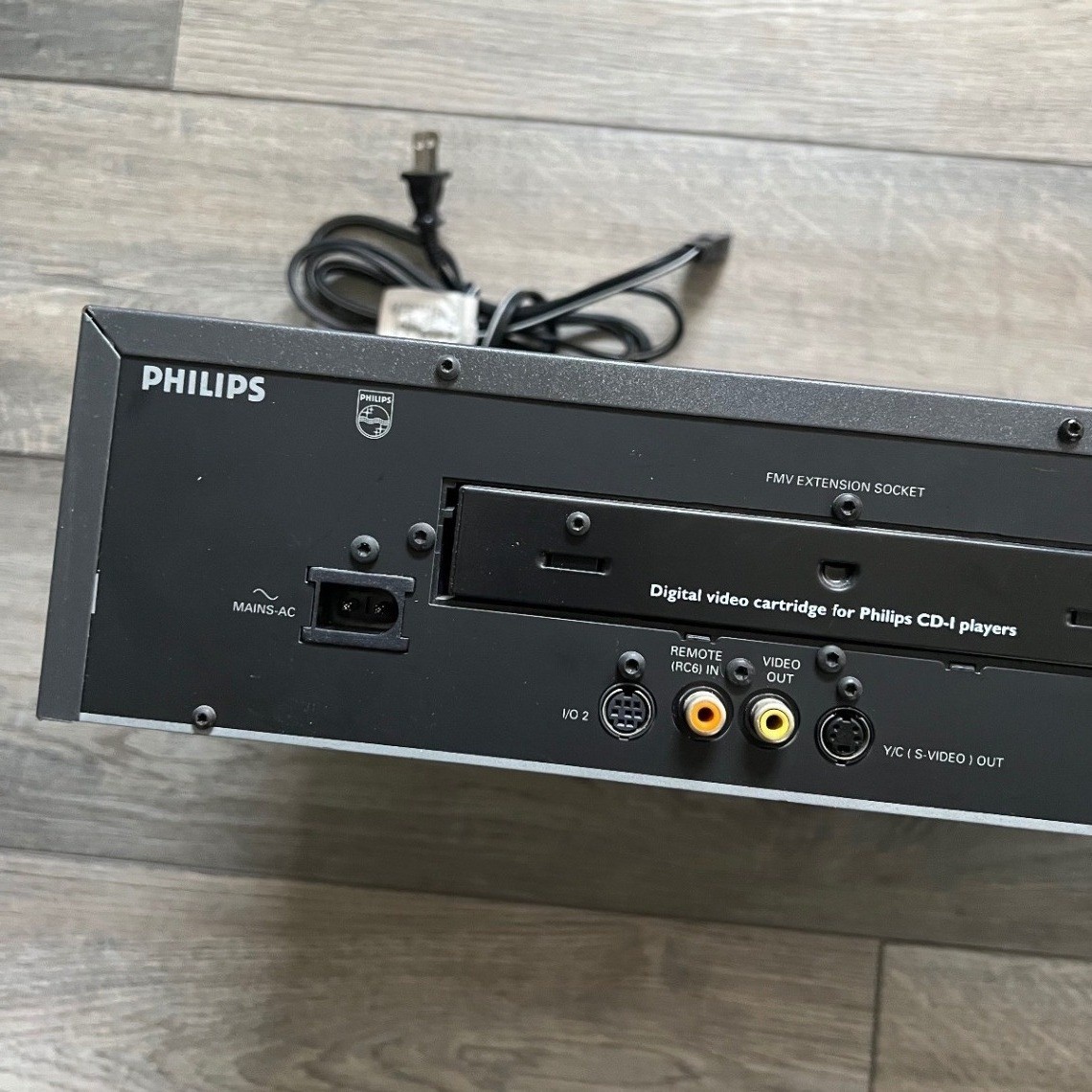 Philips CDI-220 CD-i Interactive Player CD-330 Compact Disc Player READ