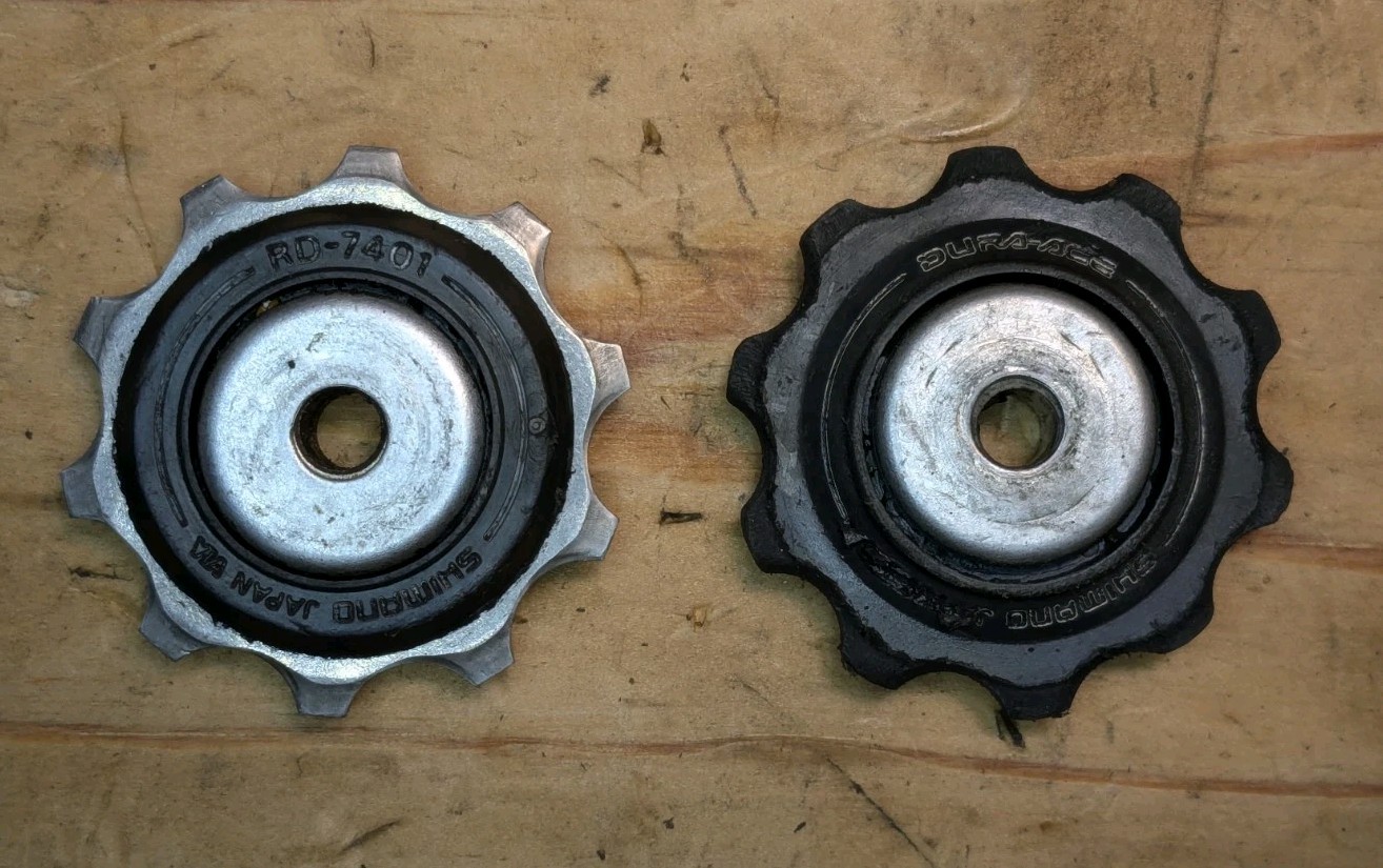 Shimano Dura Ace 7401 / 7400 Jockey Wheels / Rear Derailleur Pulleys
