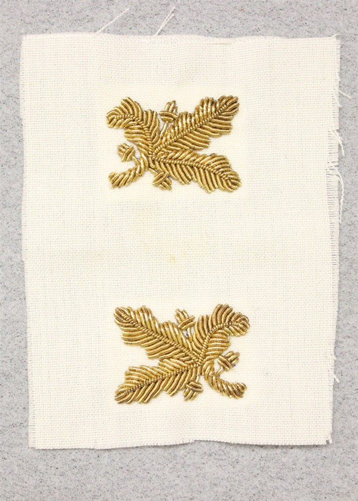 USN Navy Sleeve Insignia 1115: Supply Corps Officer - pair on white linen