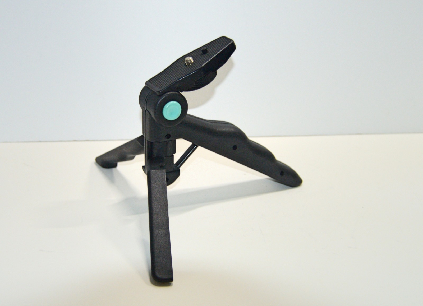 Semy Heavy Duty Hand GRIP & Tripod Plastic StarLink GRIPSTER SGP100