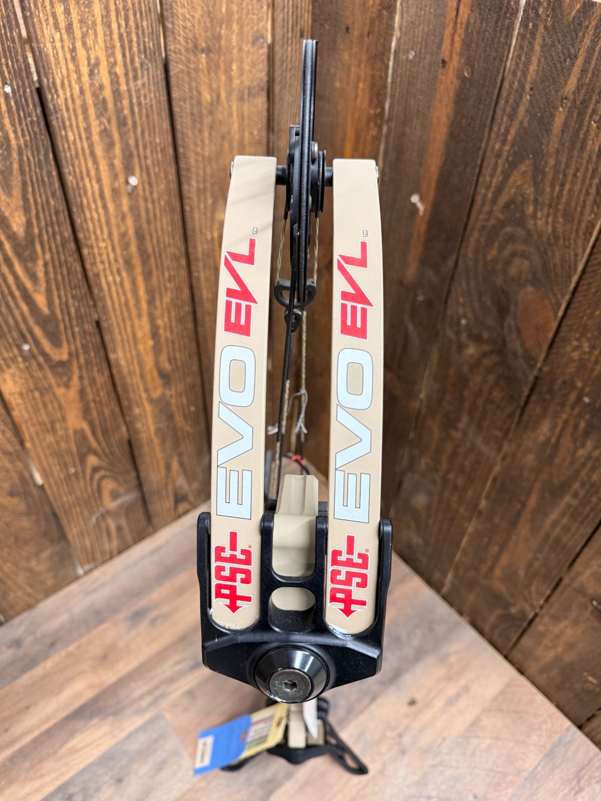 *BOW ONLY* -PSE EVO EVL 32 - Tan - 80lbs - RH