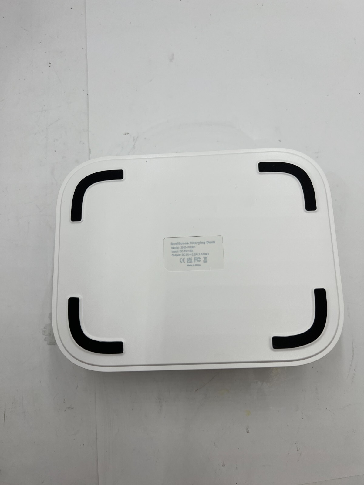 Newdery DualSense Charging Dock ZHX-PSD01 for PS5 Controller Input DC 5V/3A