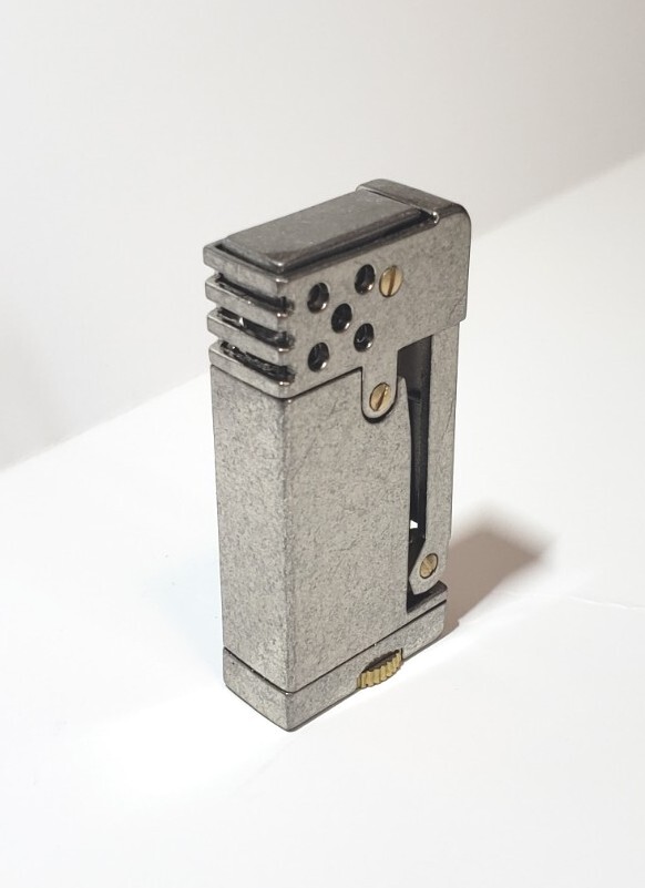 VINTAGE STYLE SINGLE CLICK LIGHTER Trench Retro Fuel Saving Lighter O Ring USA S