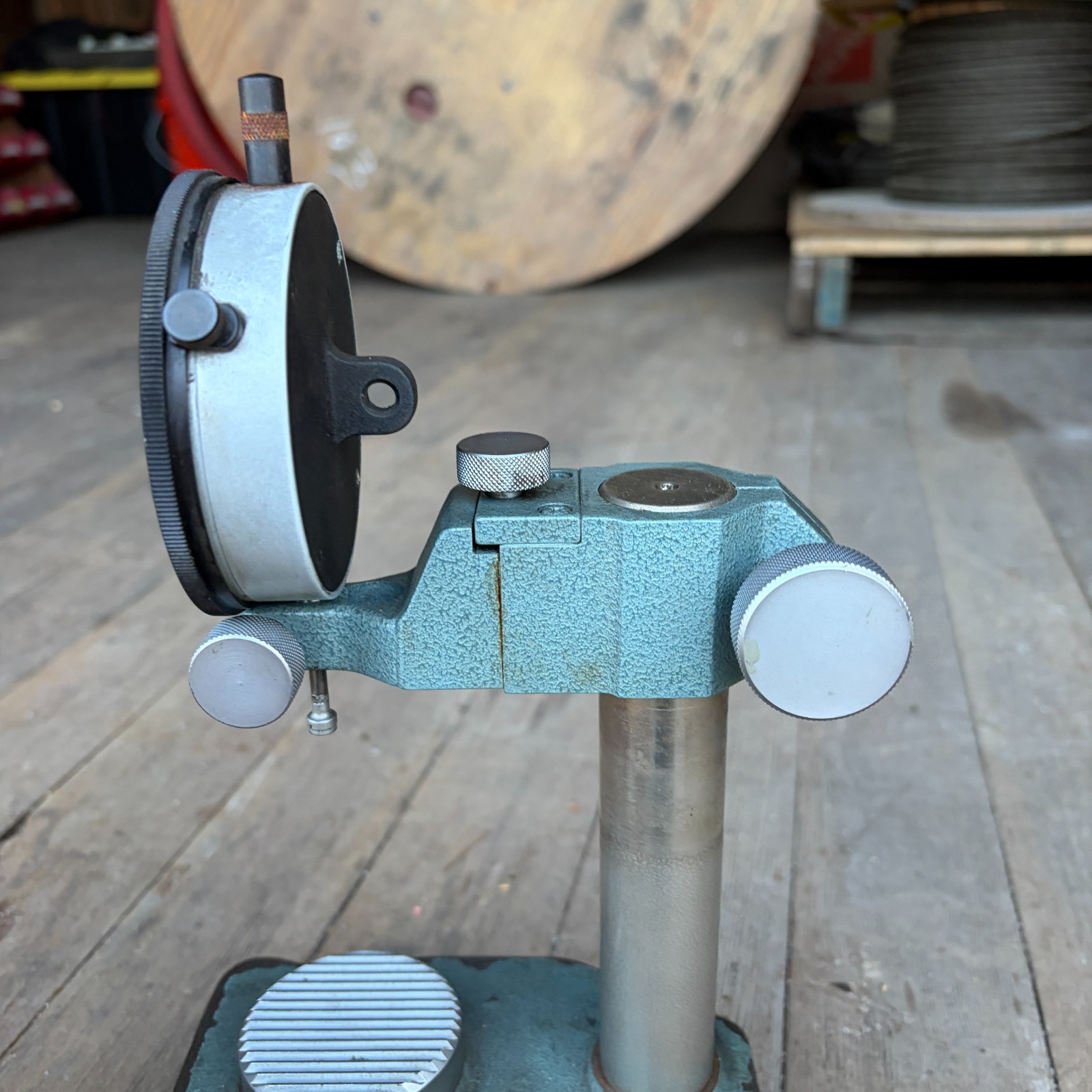 STARRETT 656 Dial Comparator Cast Iron Base 656.617 Indicator Stand