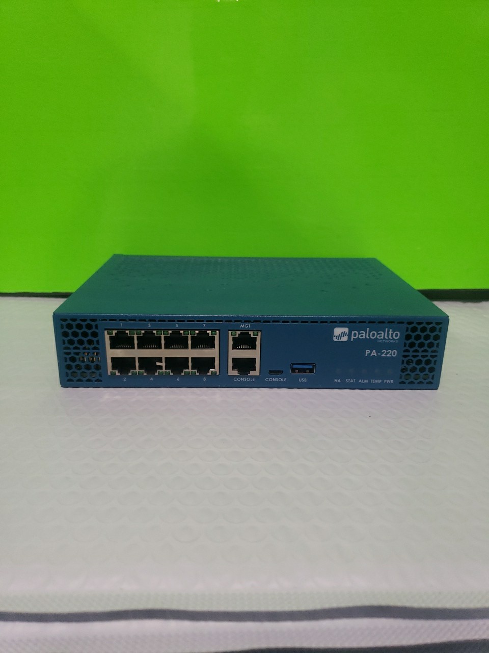 Palo Alto PA-220 Network Security Appliance Firewall (no power supply) Good