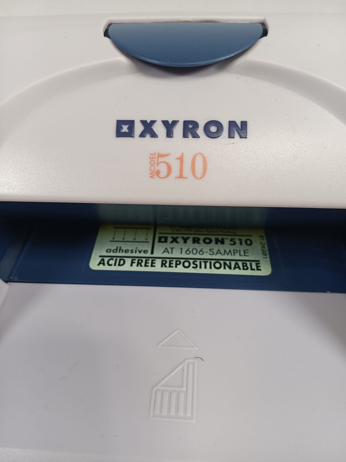 Zyron 510 Laminator, Sticker, Label Maker w 2 NewbCartridge Replacements