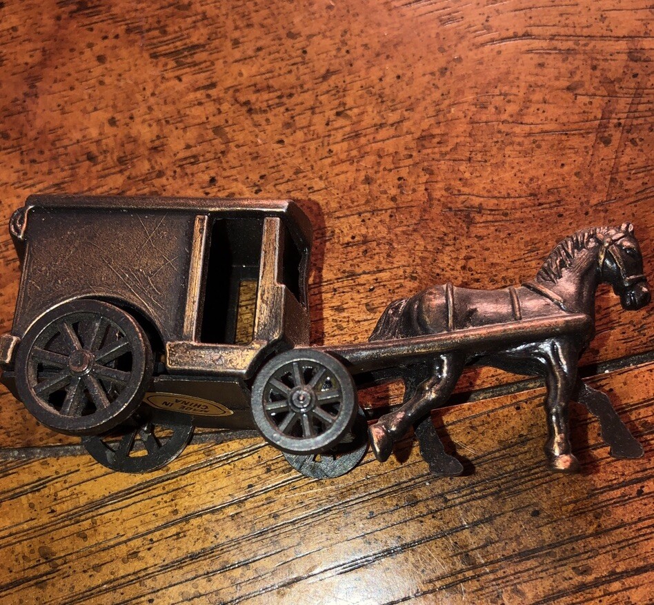 Horse and Milk Wagon Amish Wagon Die Cast Pencil Sharpeners Vintage 🧡