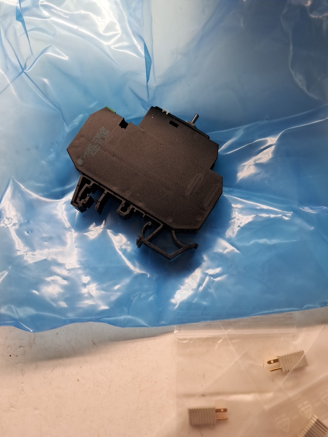 MURR ELEKTRONIK 51152 TOGGLE SWITCH OUTPUT RELAY NSMP