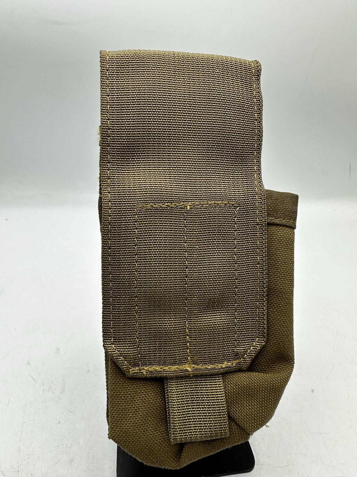 NEW London Bridge LBT-9011A-500D Coyote Brown Single Smoke Grenade Pouch - MOLLE