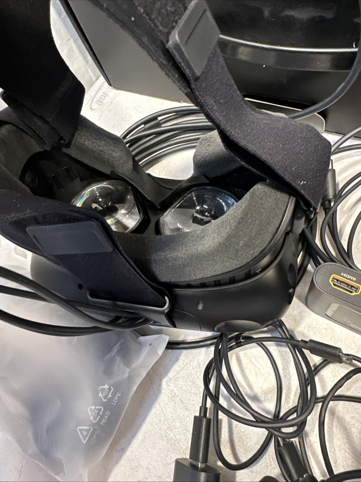 HTC Vive VR Headset Complete Set Full Kit System Virtual Reality