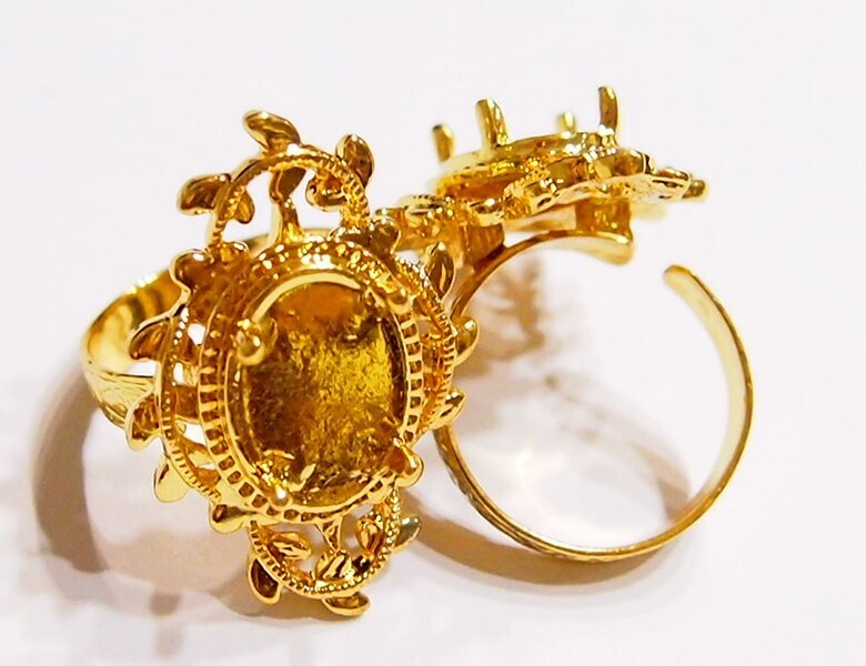 6 - 14x10mm Shiny Gold Victorian Deco Loop & Leaves Adjustable Ring Settings