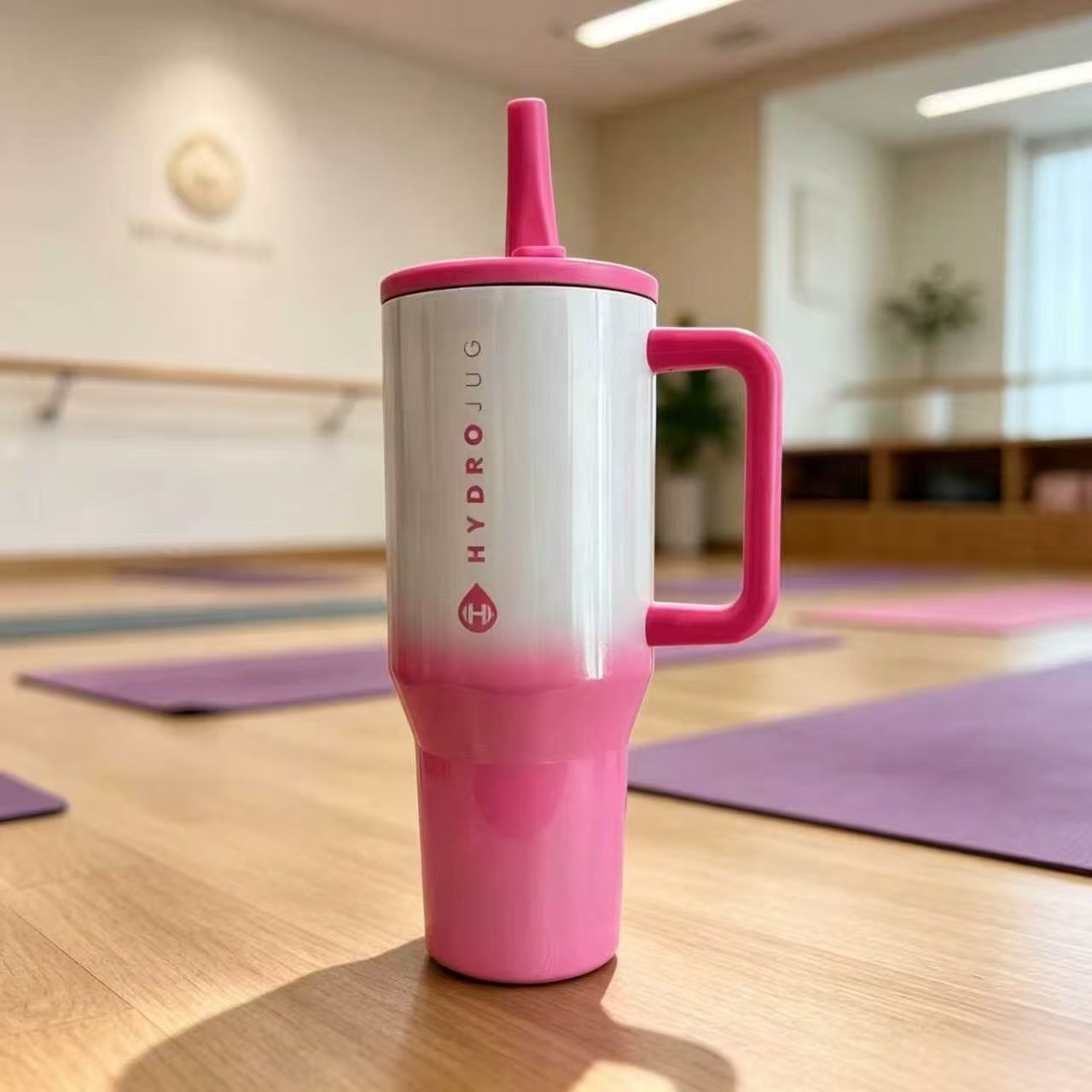 32oz Pink Gradient HydroJug Traveler Water Bottle Insulated Tumbler Flip Straw