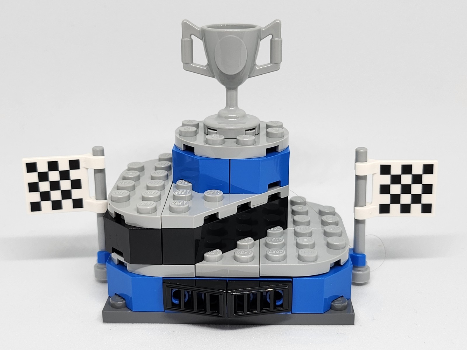 Lego Speed Champions 2016 Toys R Us Father's Day Event Winner's Podium