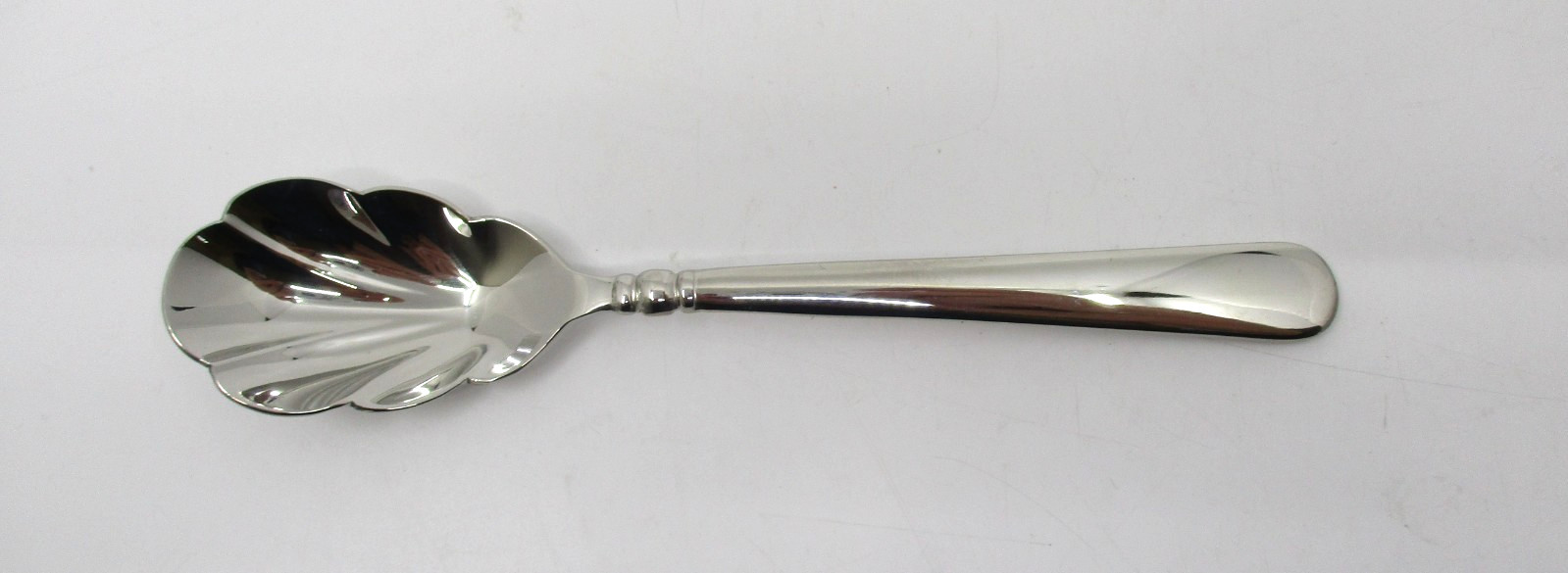 LENOX  STAINLESS PEARL PLATINUM (Glossy) SUGAR SPOON - 6 1/4" 05L