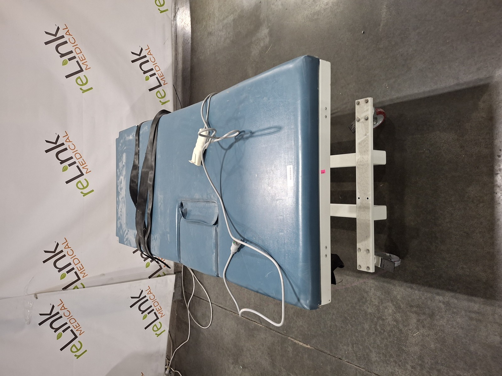 Medical Positioning, Inc. Model 1111 HUT Table