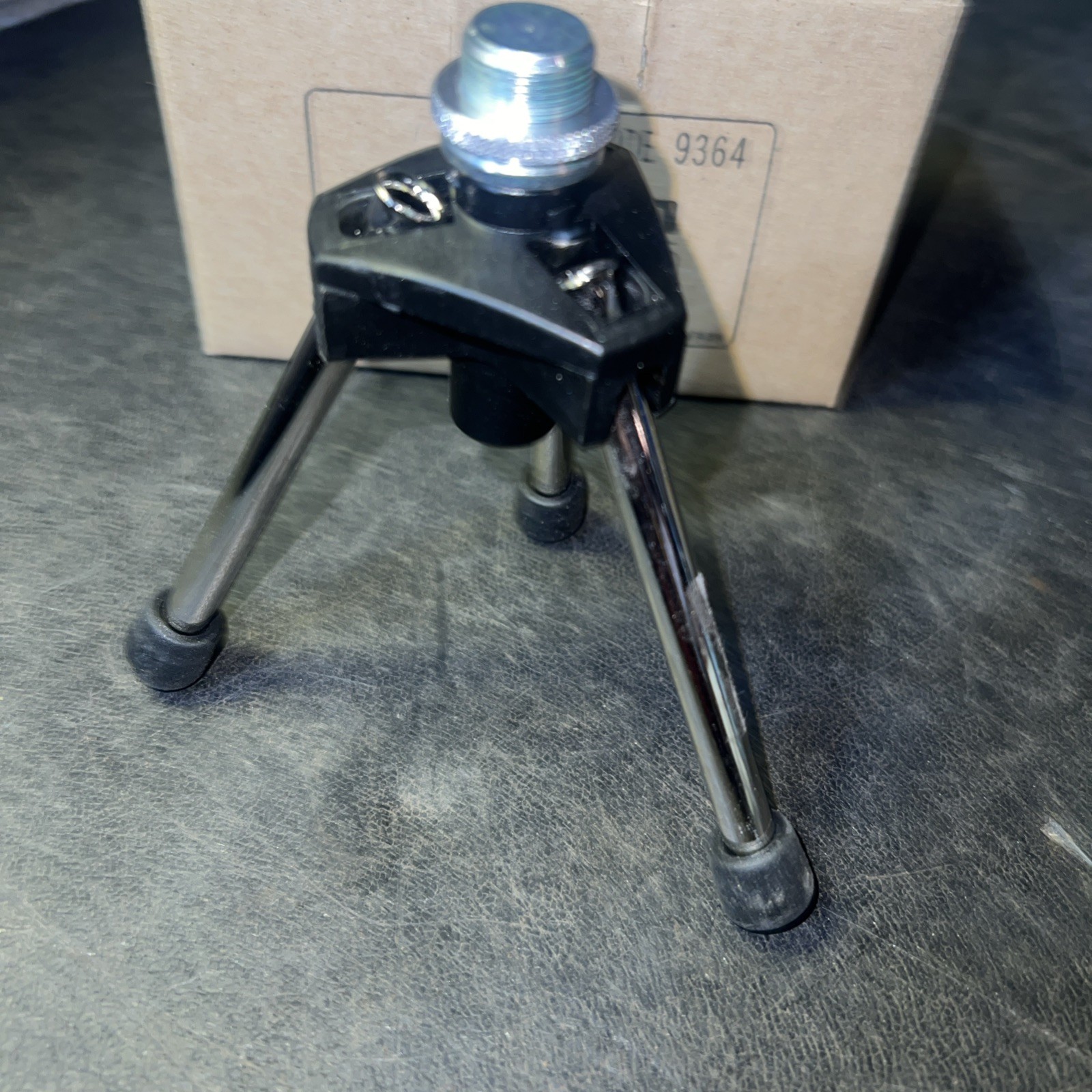 Elmo Camera Stand For DT-50/DT-55PAL