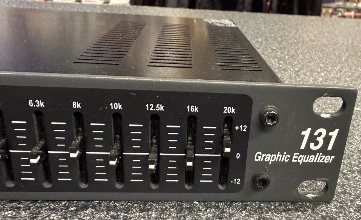 dbx 131 Graphic Equalizer